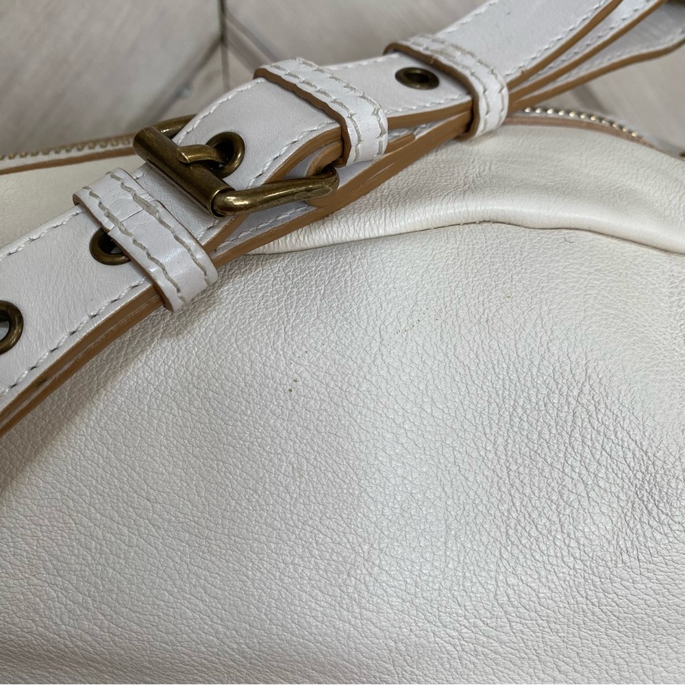 Marc Jacobs Off White Leather Shoulder Bag Made in Iltaly - Picture 6 of 16